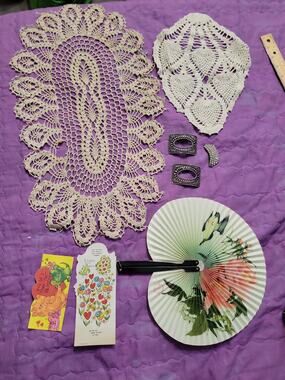 Vignette Lot Decor Dollie Fan Valentines